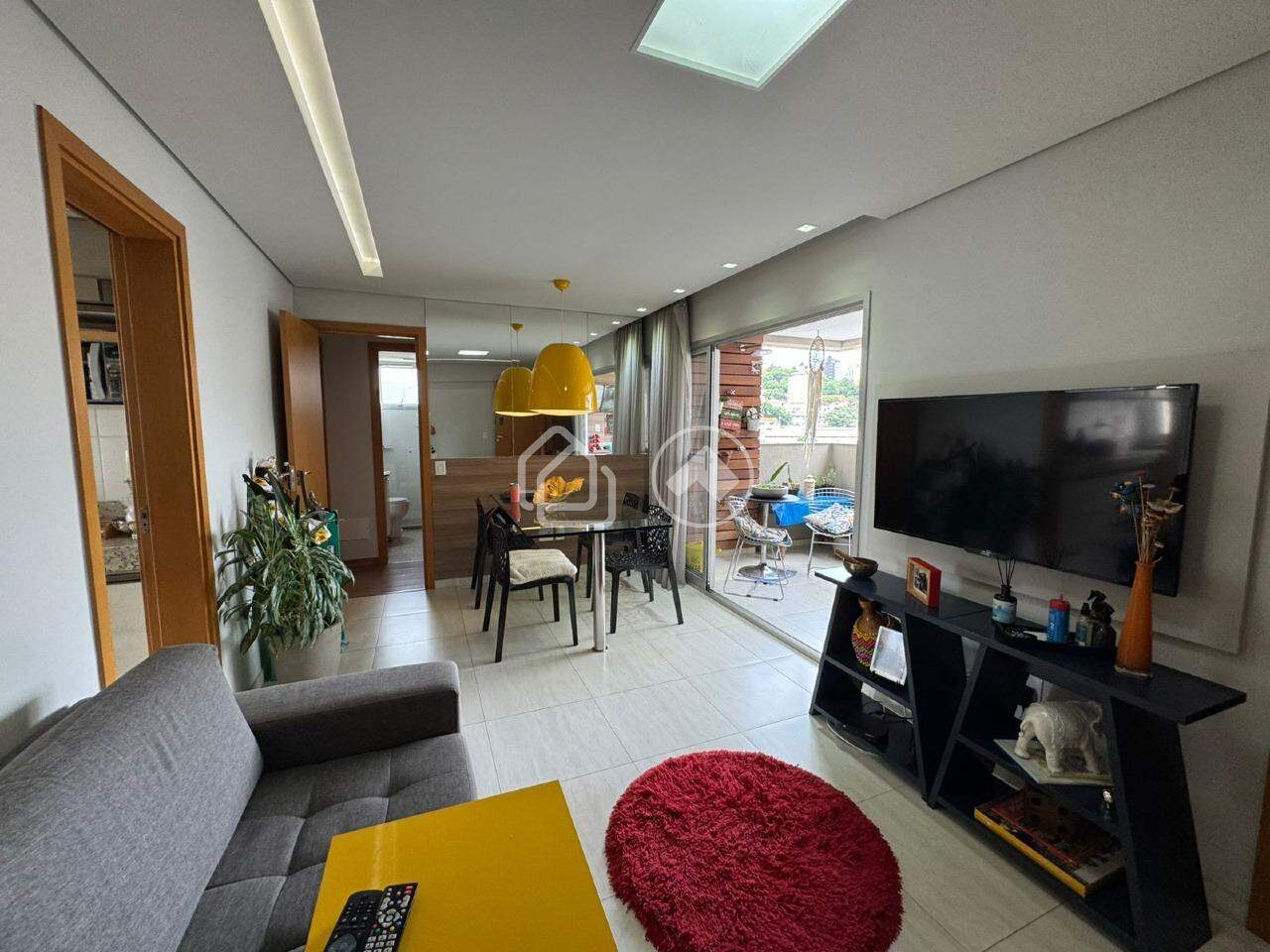 Apartamento à venda no Santa Lúcia: 
