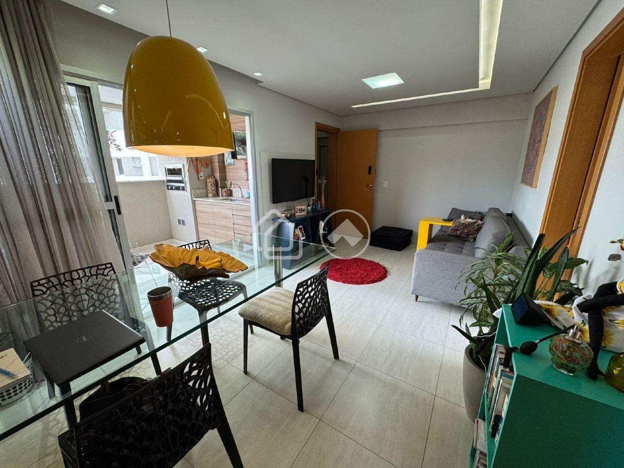 Apartamento à venda no Santa Lúcia: 