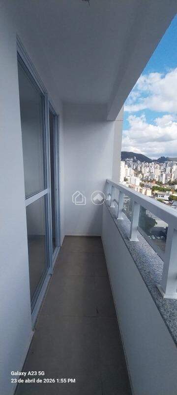 Apartamento à venda no Estoril: 