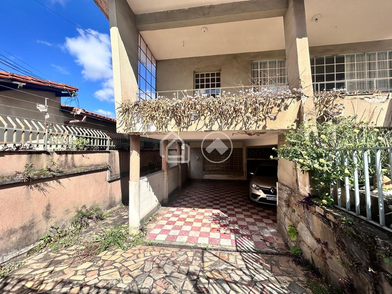 Casa à venda no Caiçaras: 