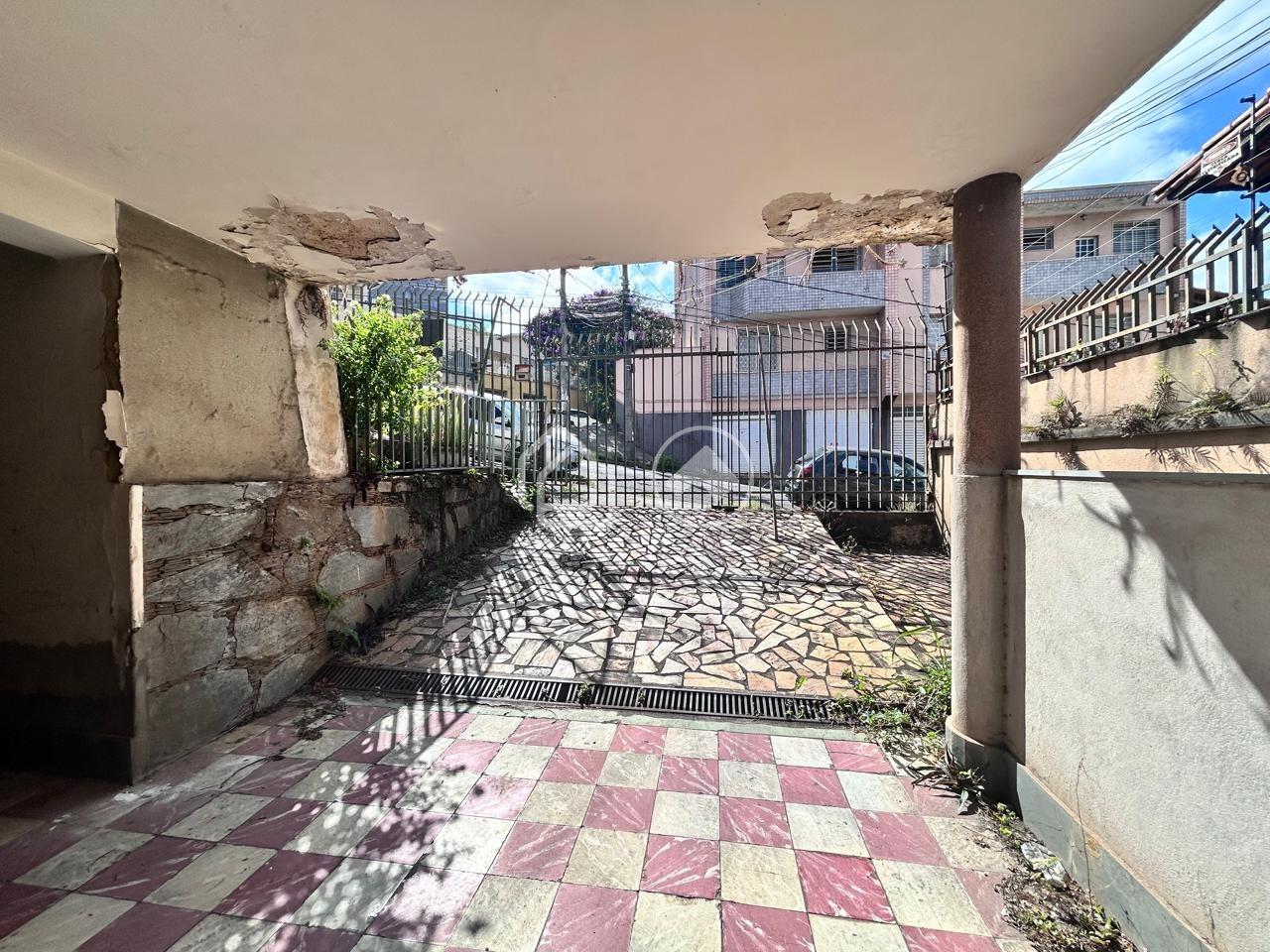 Casa à venda no Caiçaras: 