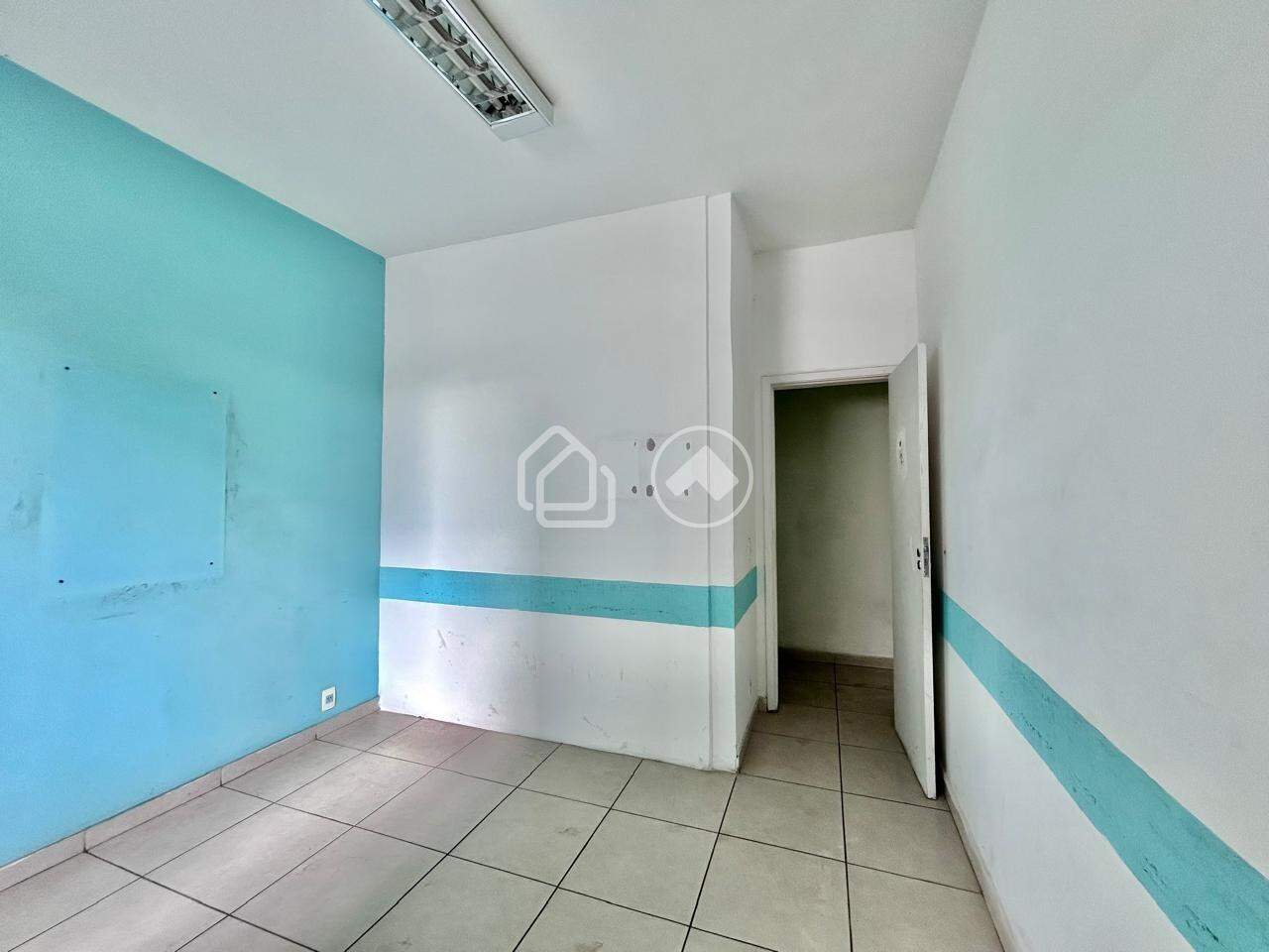 Casa para aluguel no Coração Eucarístico: 