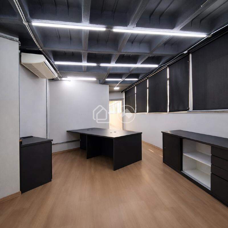 Sala para aluguel no Santo Agostinho: 