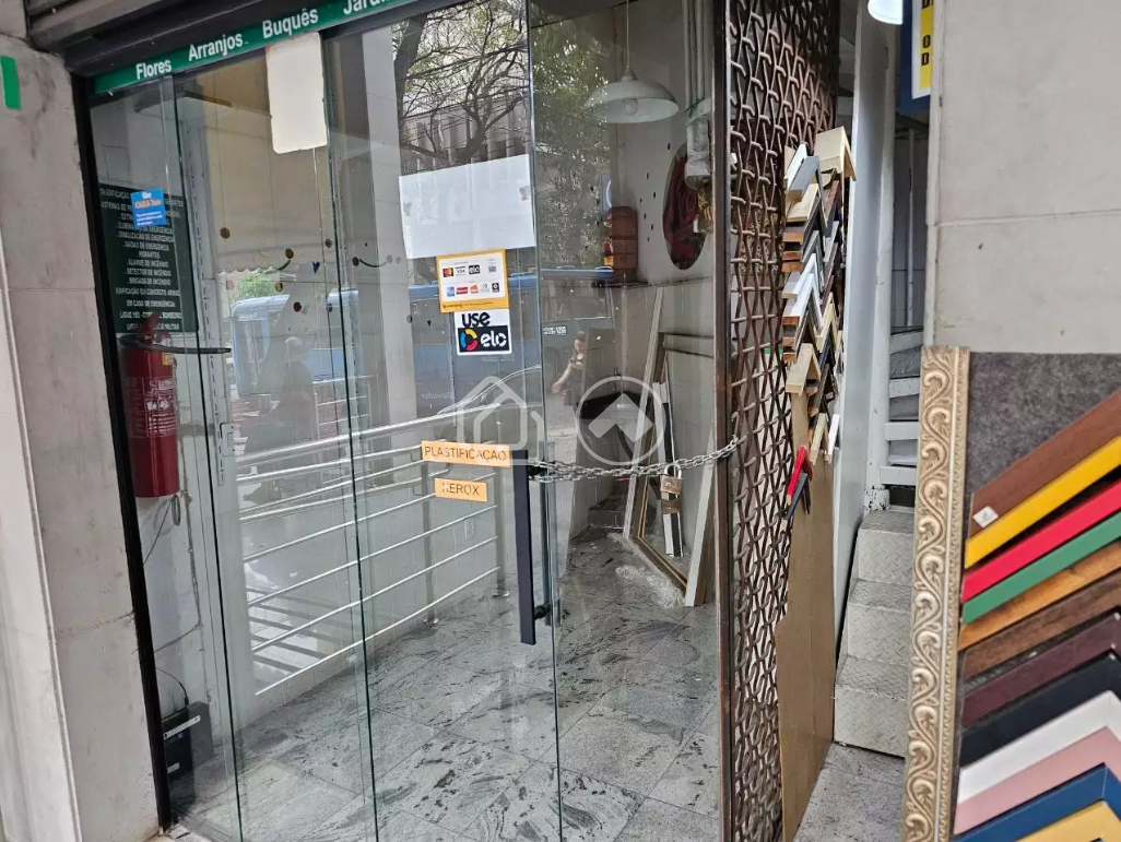 Loja à venda no Lourdes: 