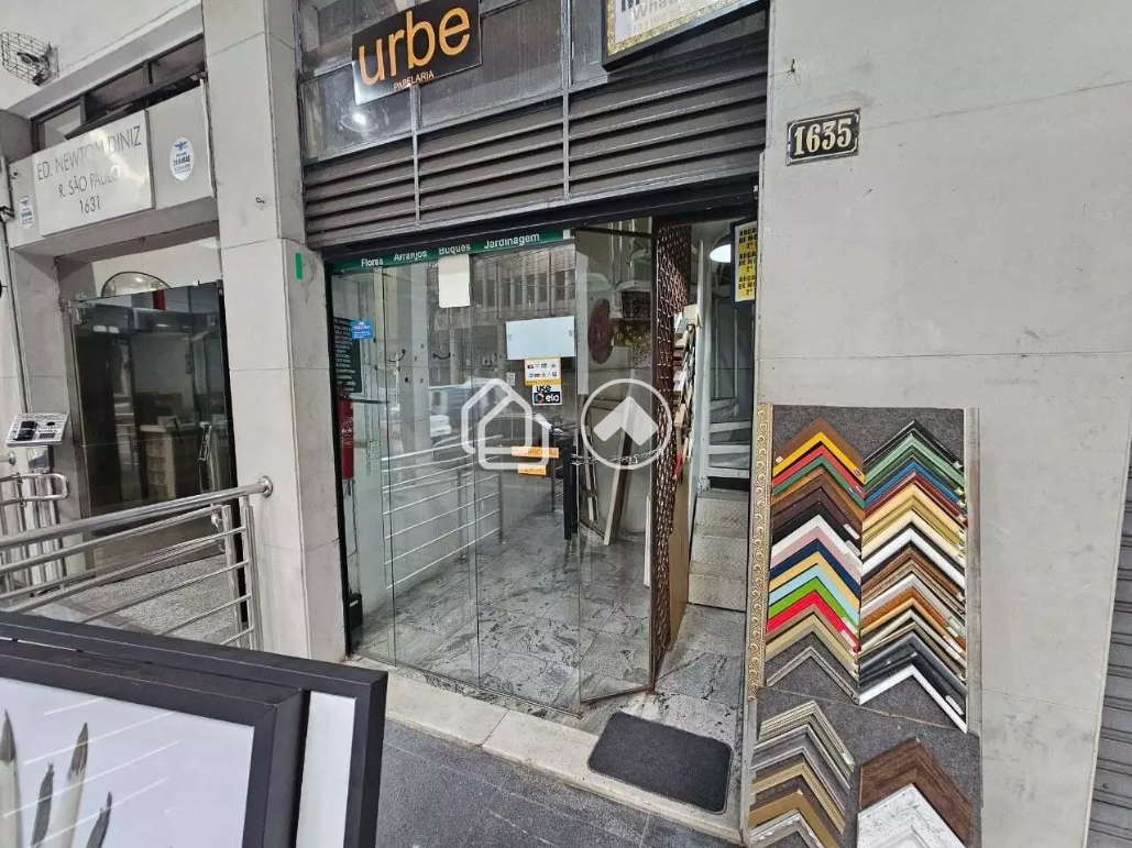 Loja à venda no Lourdes: 