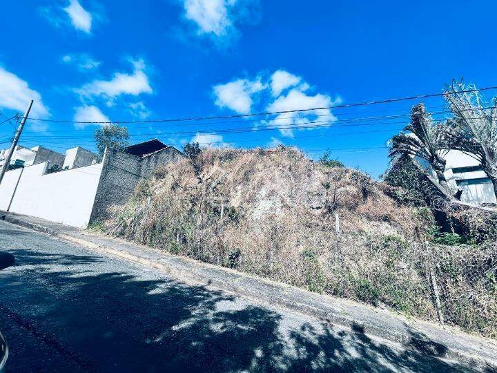Terreno/Lote à venda no Estoril: 