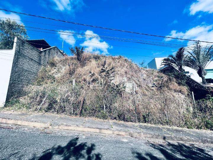 Terreno/Lote à venda no Estoril: 