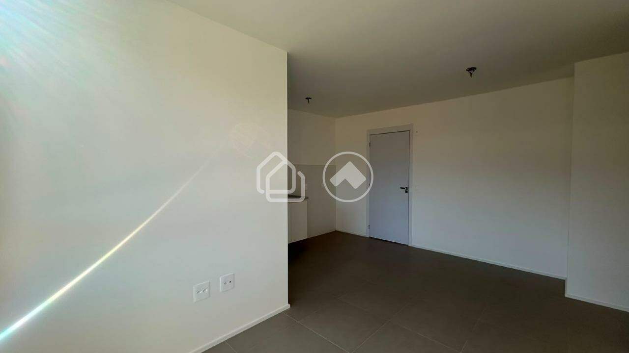 Apartamento para aluguel no Estoril: 