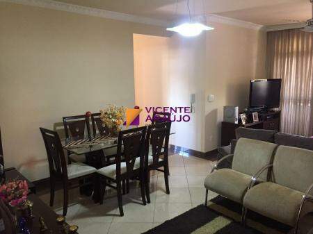 Apartamento à venda no bairro Angola: 