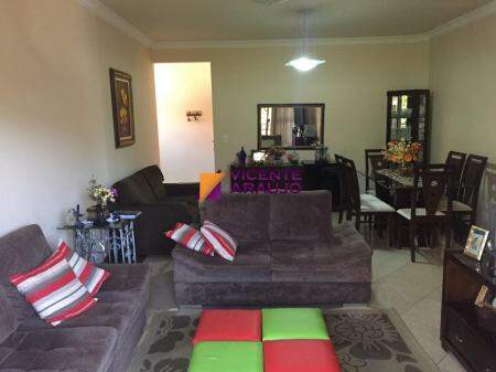 Apartamento à venda no bairro Angola: 