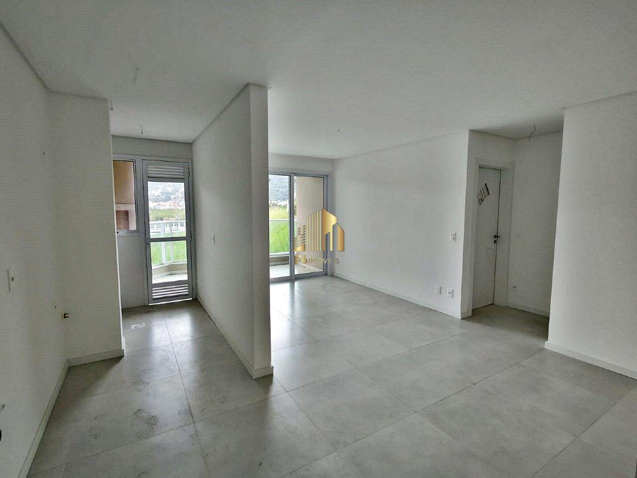 Apartamento à venda com 2 quartos, 79m² - Foto 3