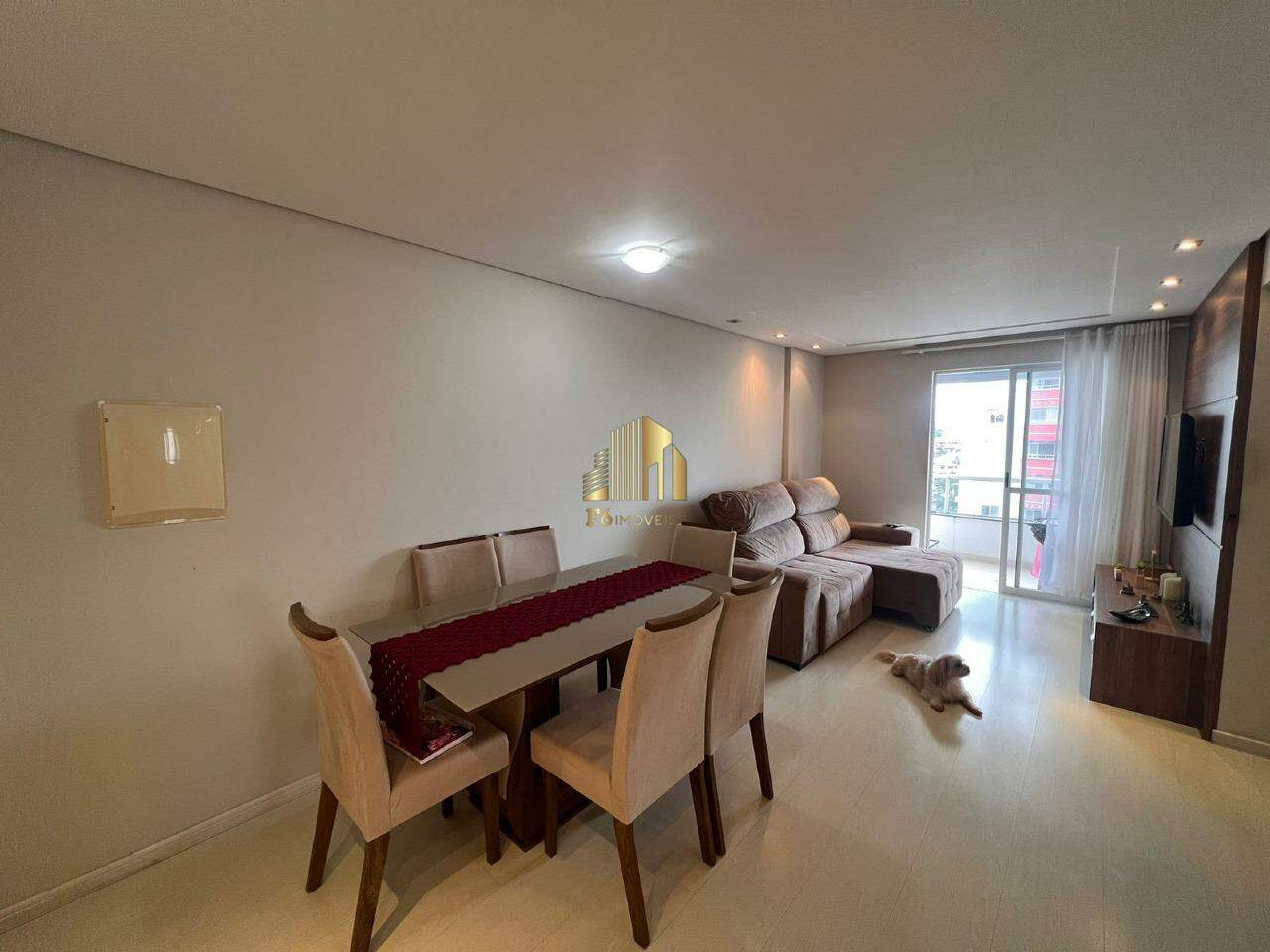 Apartamento à venda com 2 quartos, 62m² - Foto 9