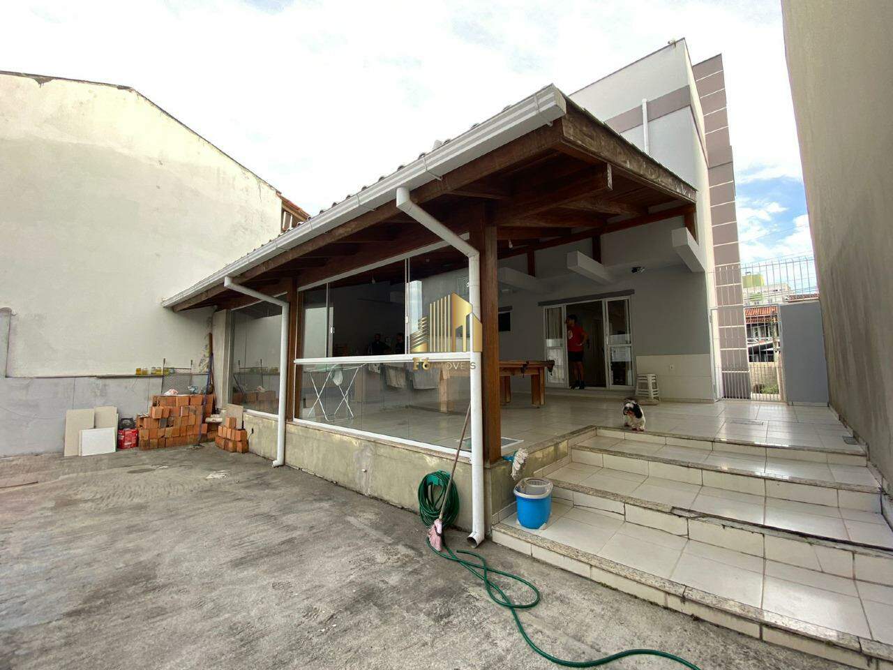 Casa à venda com 3 quartos, 147m² - Foto 25