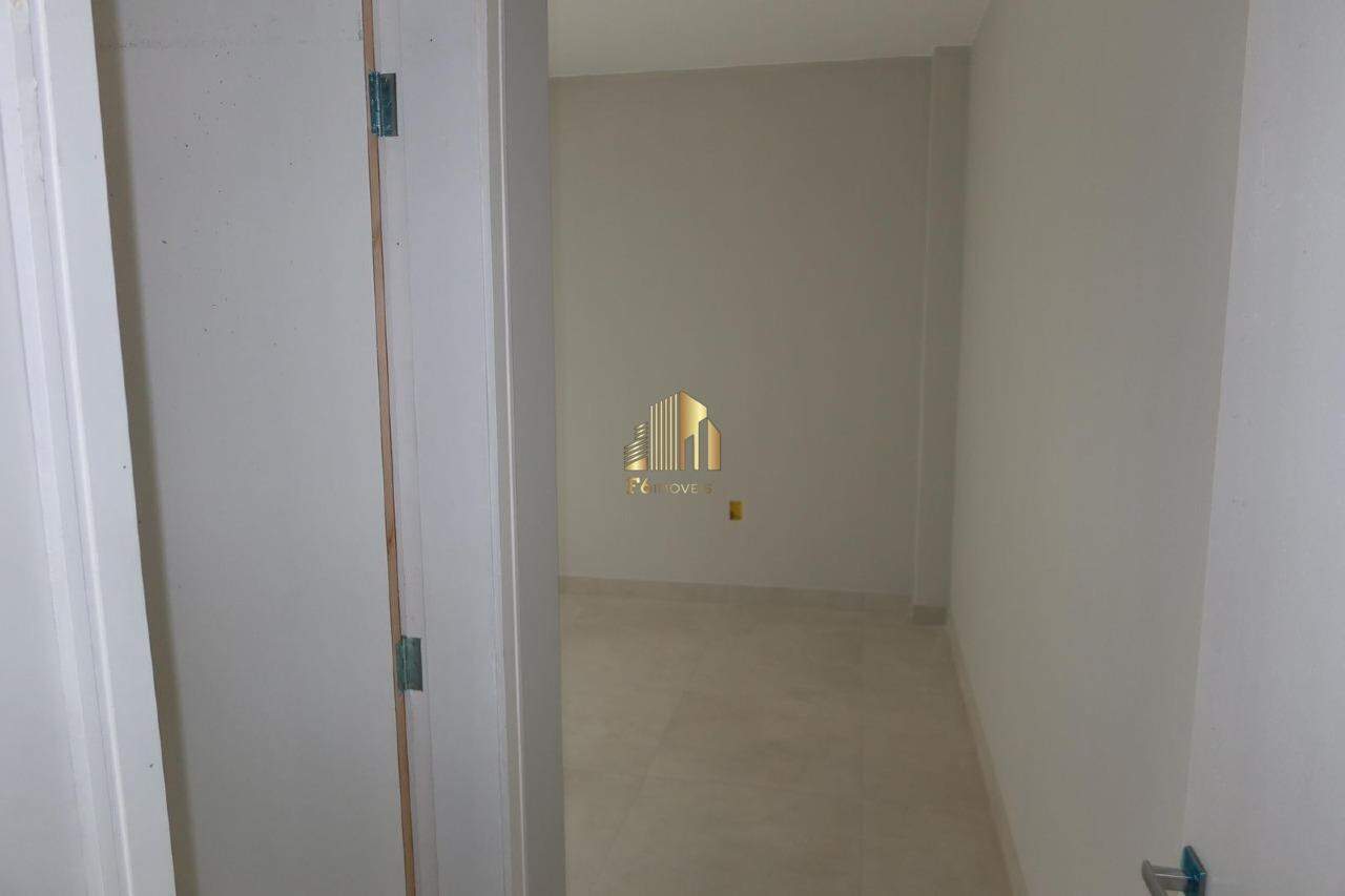 Casa à venda com 3 quartos, 117m² - Foto 14