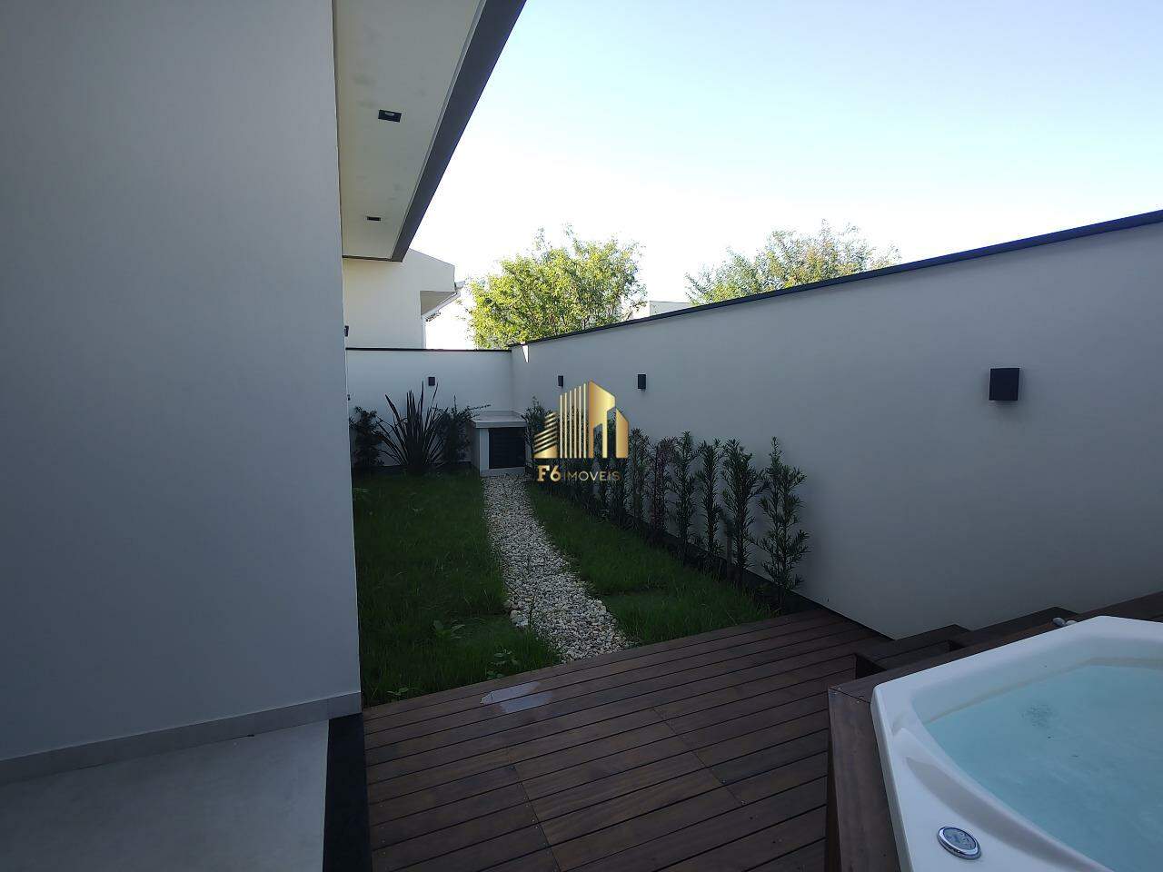 Casa à venda com 3 quartos, 136m² - Foto 7