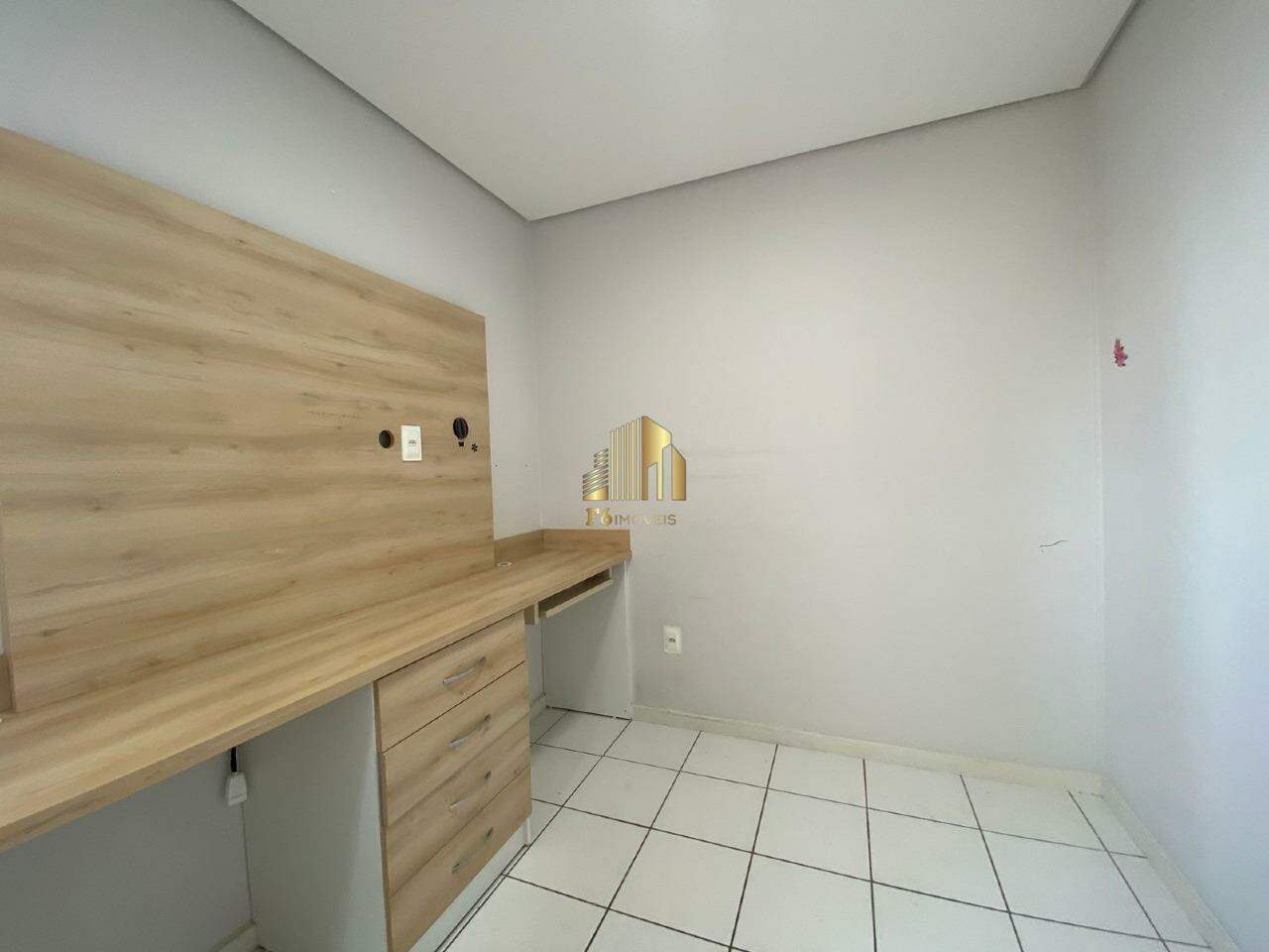 Apartamento à venda com 3 quartos, 100m² - Foto 11