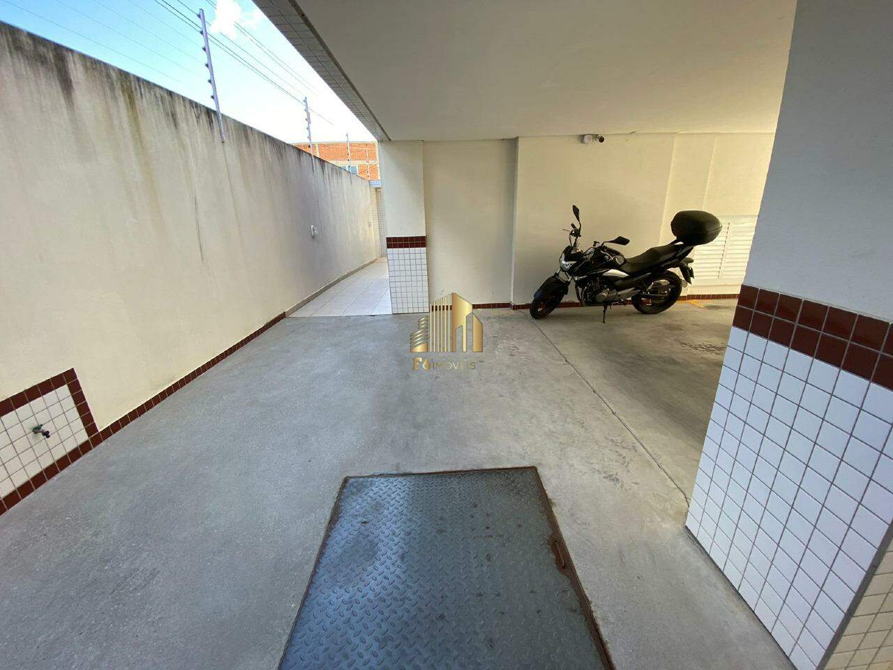 Apartamento à venda com 2 quartos, 85m² - Foto 24