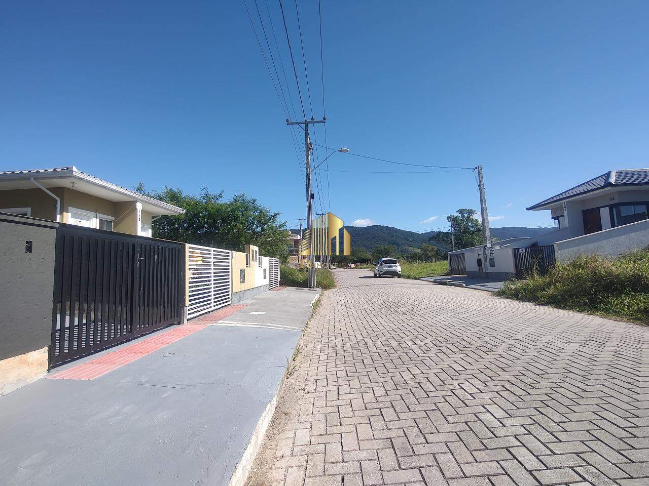 Sobrado à venda com 2 quartos, 78m² - Foto 4