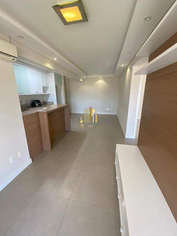 Apartamento à venda com 2 quartos, 100m² - Foto 17