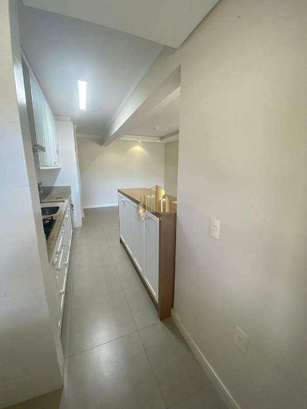 Apartamento à venda com 2 quartos, 100m² - Foto 22