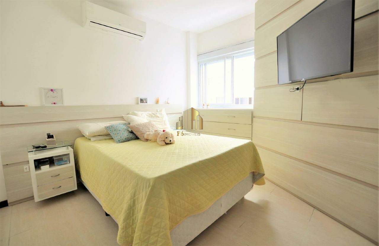 Apartamento à venda com 3 quartos, 116m² - Foto 9