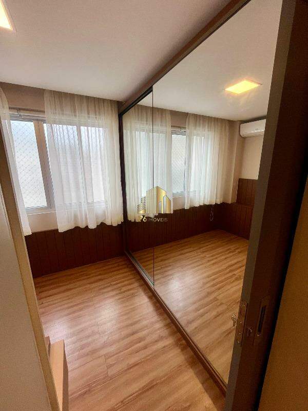 Apartamento à venda com 3 quartos, 78m² - Foto 11