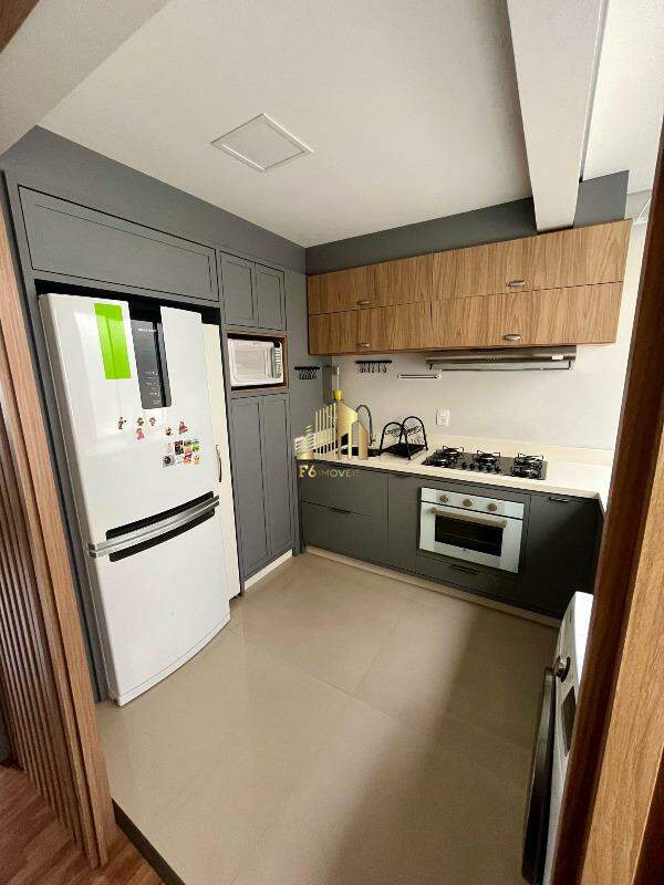 Apartamento à venda com 3 quartos, 78m² - Foto 7