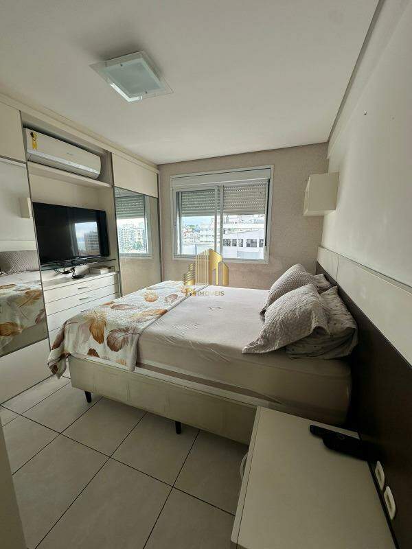 Apartamento à venda com 2 quartos, 69m² - Foto 8