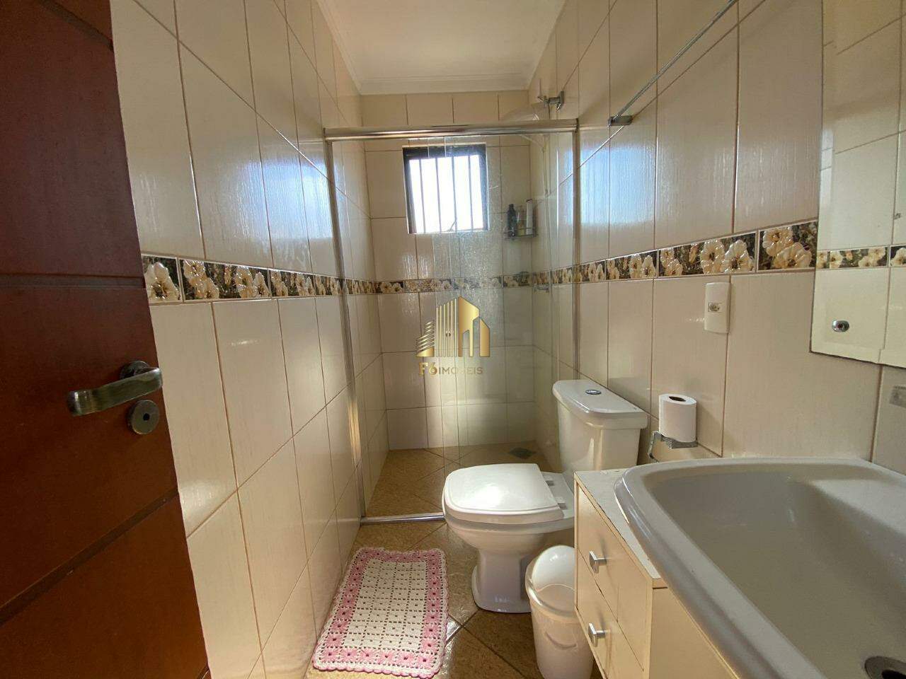 Casa à venda com 4 quartos, 200m² - Foto 21