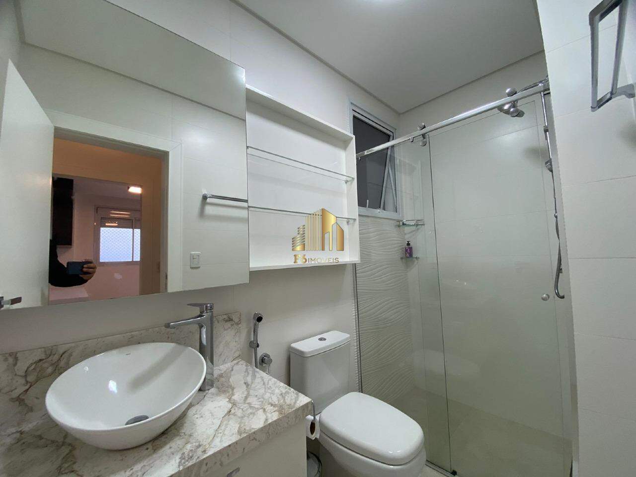 Apartamento à venda com 3 quartos, 159m² - Foto 17