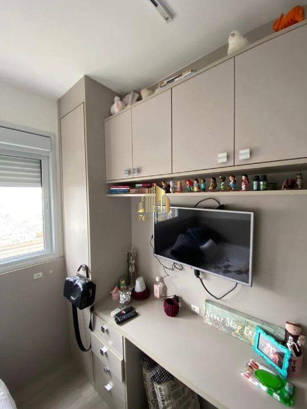 Apartamento à venda com 3 quartos, 97m² - Foto 16