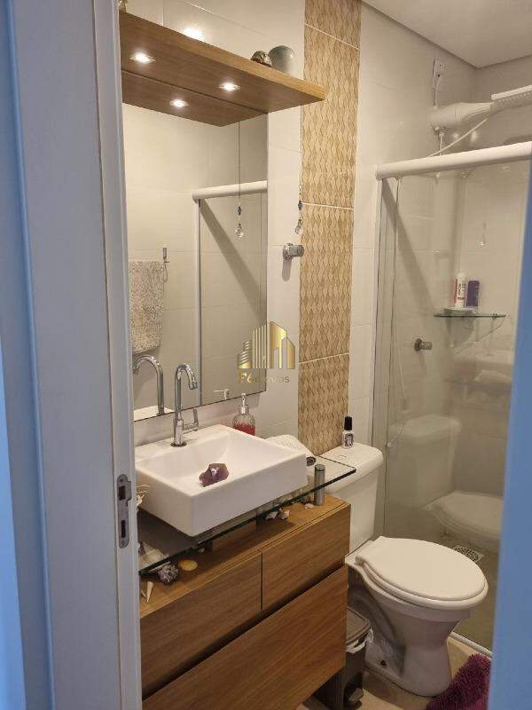 Apartamento à venda com 2 quartos, 68m² - Foto 20