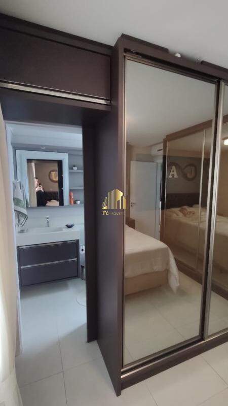 Apartamento à venda com 2 quartos, 64m² - Foto 12