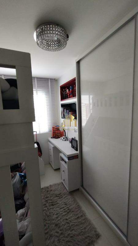 Apartamento à venda com 2 quartos, 64m² - Foto 16