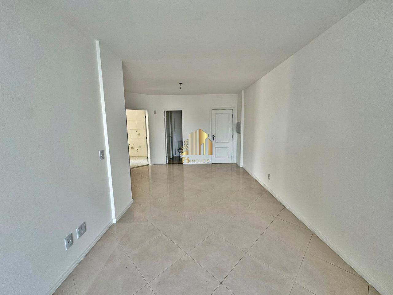 Apartamento à venda com 3 quartos, 131m² - Foto 6