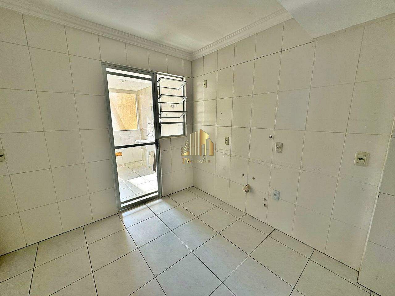 Apartamento à venda com 4 quartos, 131m² - Foto 10