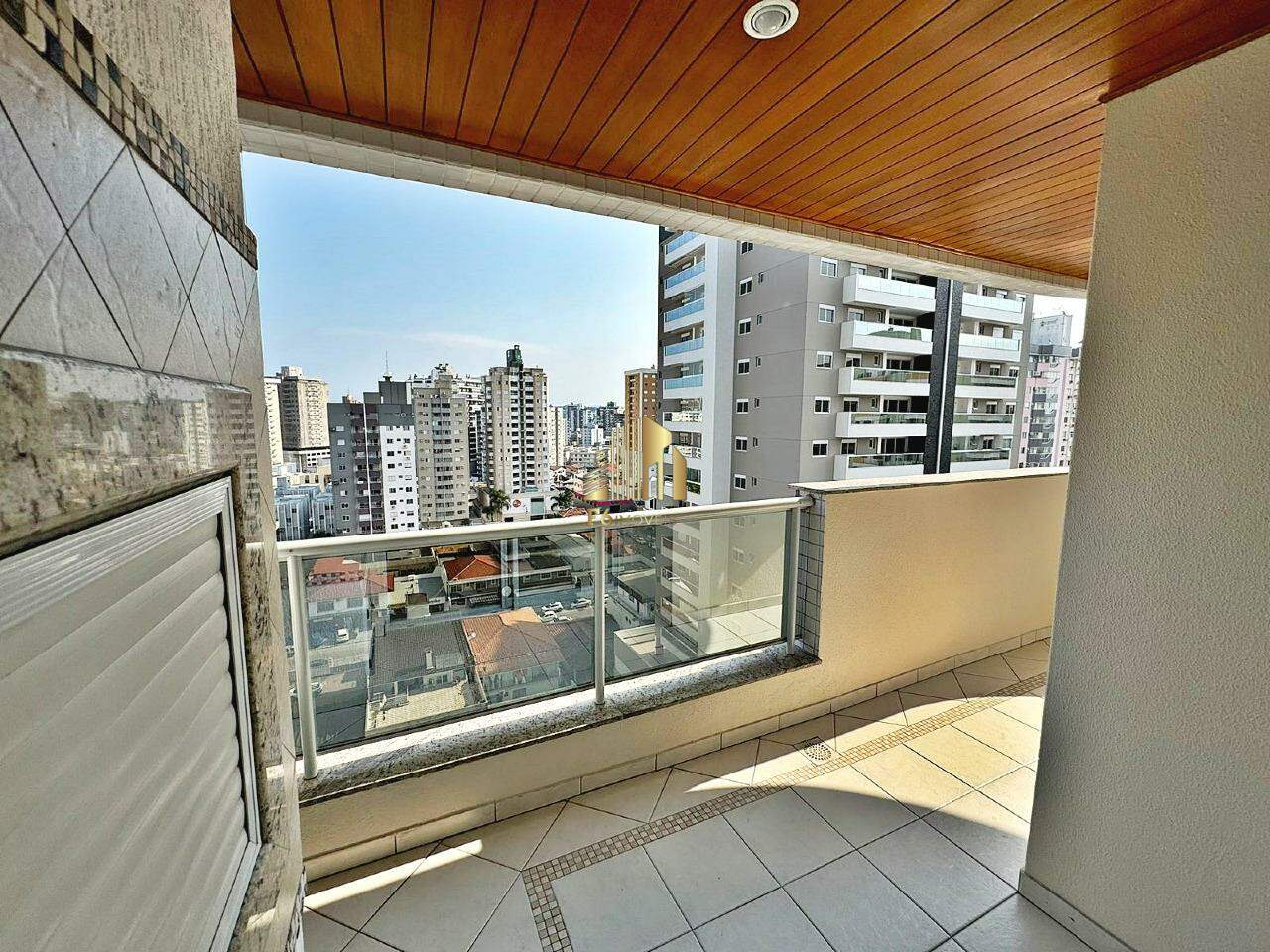 Apartamento à venda com 4 quartos, 131m² - Foto 7