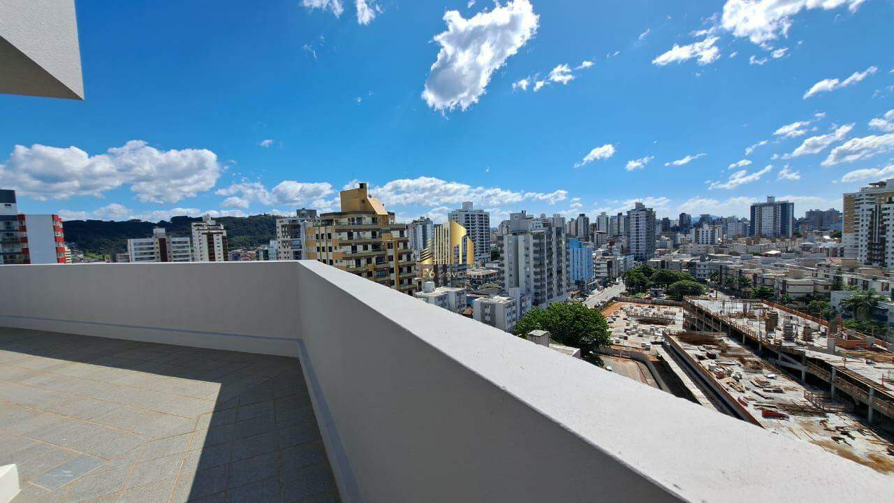 Apartamento à venda com 3 quartos, 120m² - Foto 29