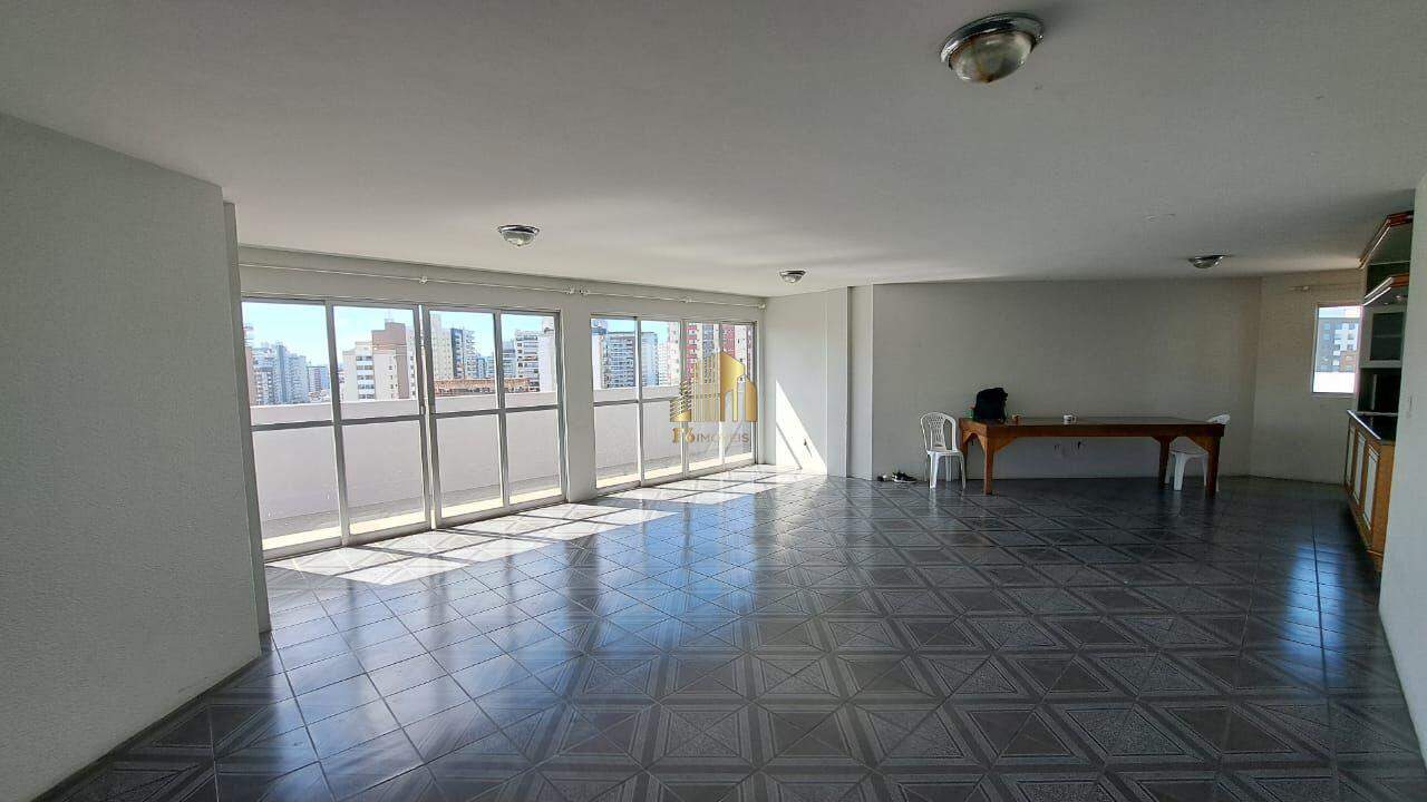 Apartamento à venda com 3 quartos, 120m² - Foto 26