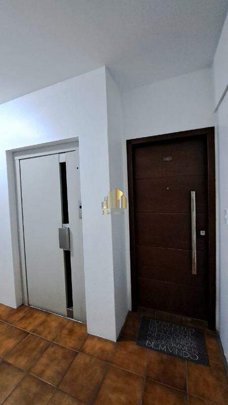 Apartamento à venda com 3 quartos, 120m² - Foto 3