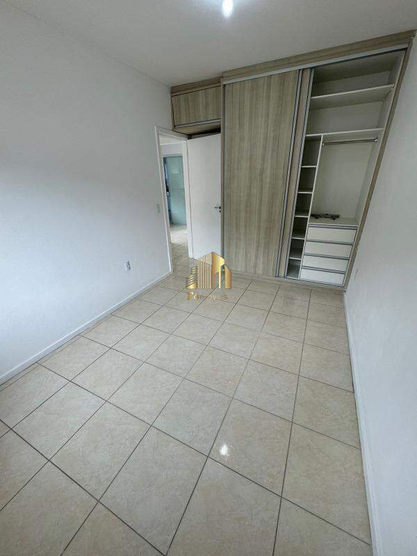 Apartamento à venda com 2 quartos, 65m² - Foto 9