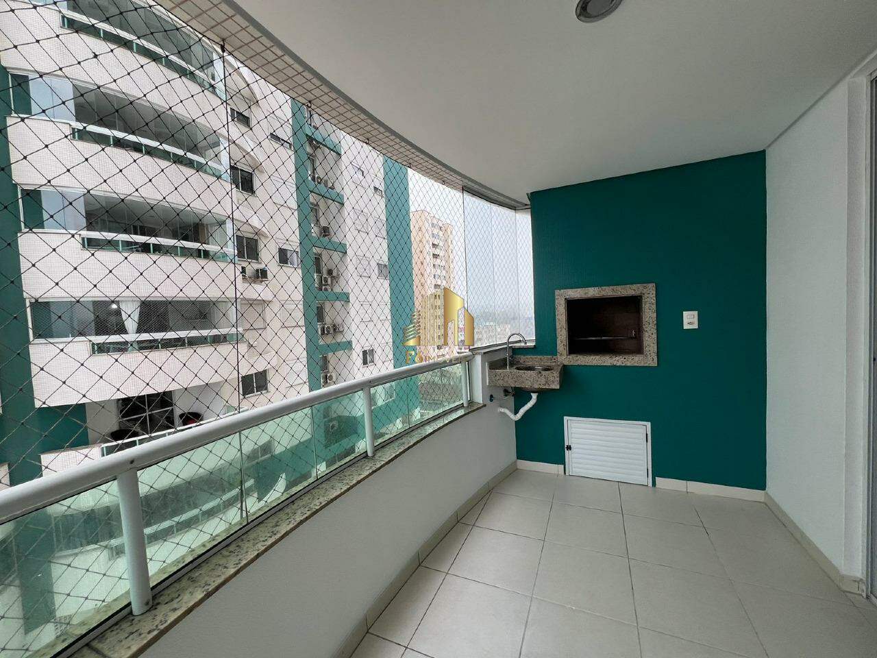 Apartamento à venda com 2 quartos, 108m² - Foto 10