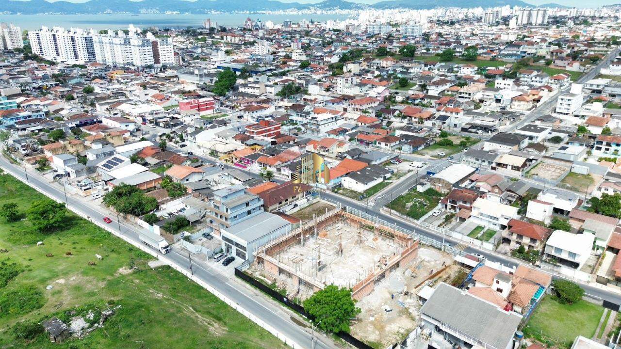 Loja-Salão para alugar, 1300m² - Foto 3