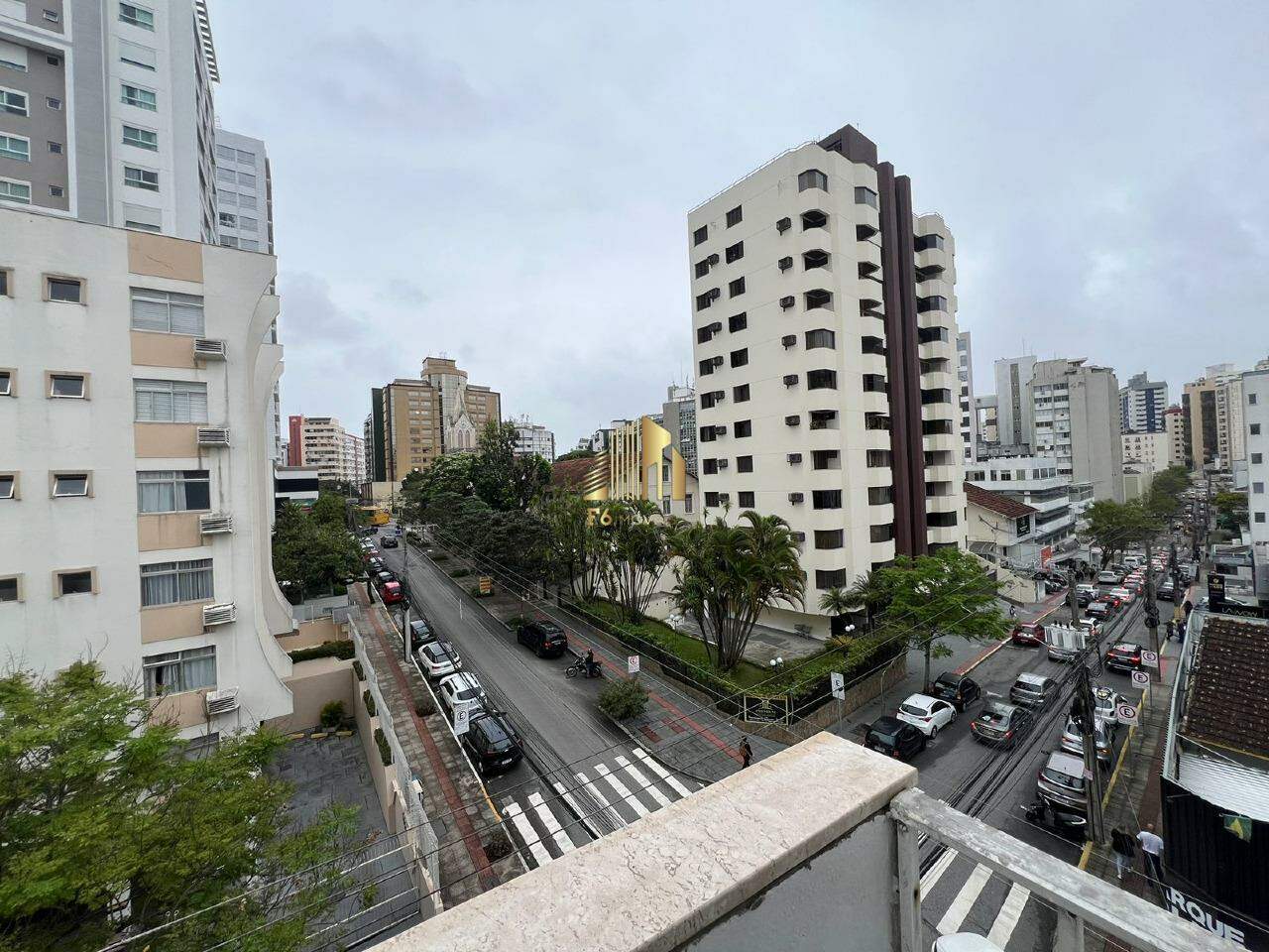 Apartamento à venda com 3 quartos, 106m² - Foto 15