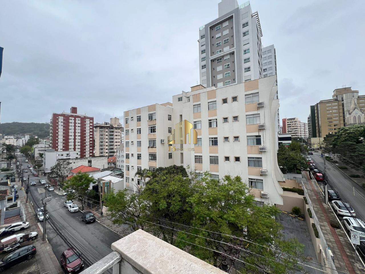 Apartamento à venda com 3 quartos, 106m² - Foto 13