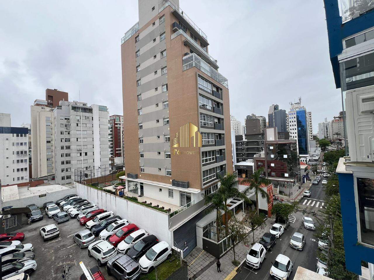 Apartamento para alugar com 3 quartos, 106m² - Foto 14