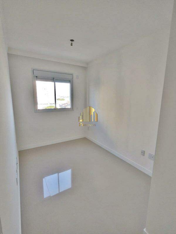 Apartamento à venda com 3 quartos, 108m² - Foto 12