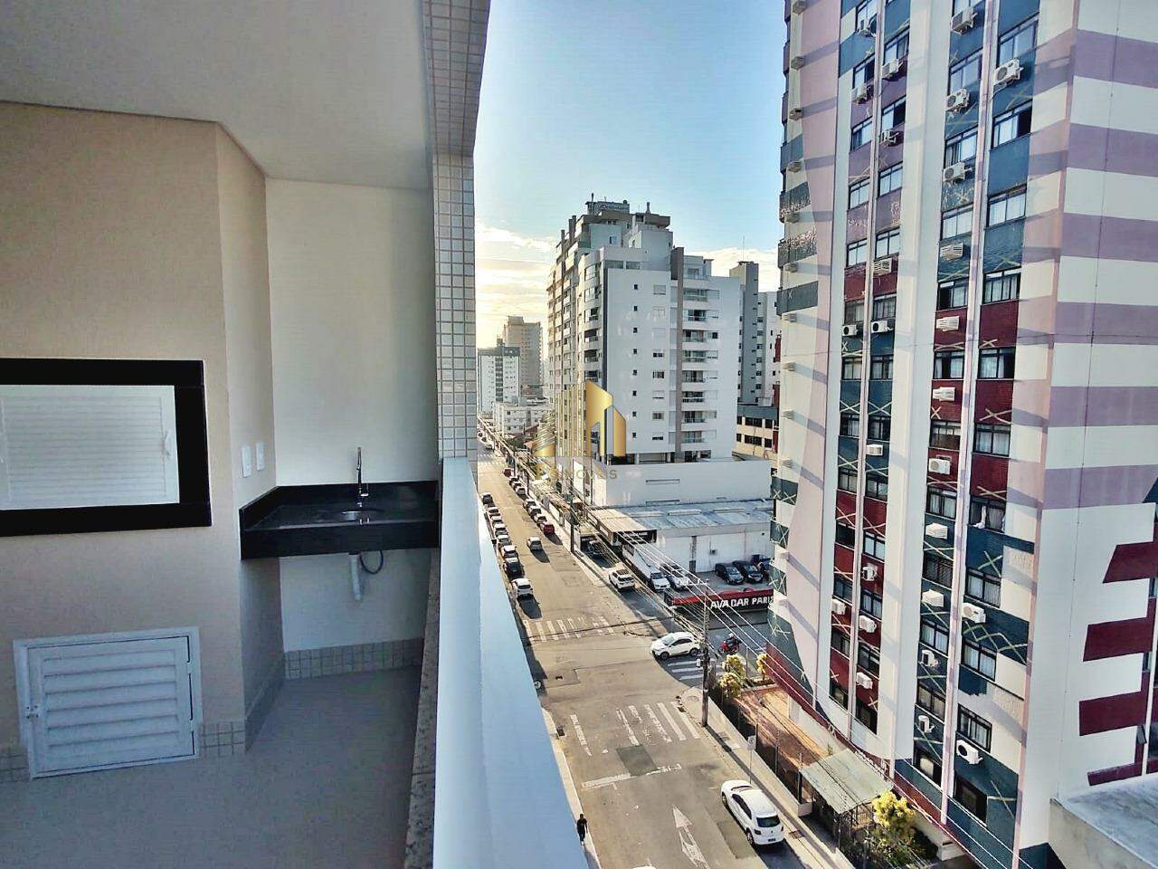 Apartamento à venda com 3 quartos, 108m² - Foto 9