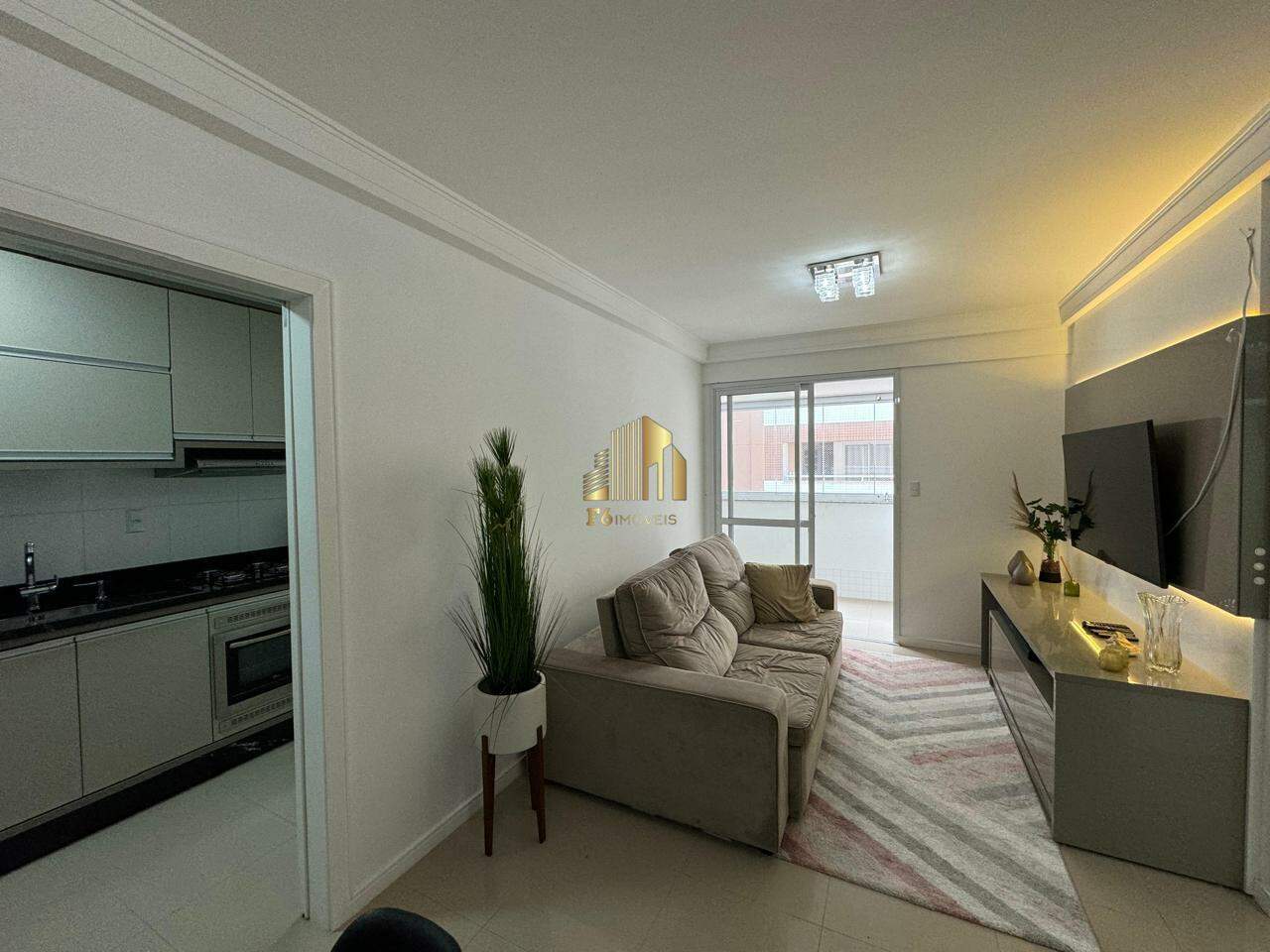 Apartamento à venda com 2 quartos, 77m² - Foto 6