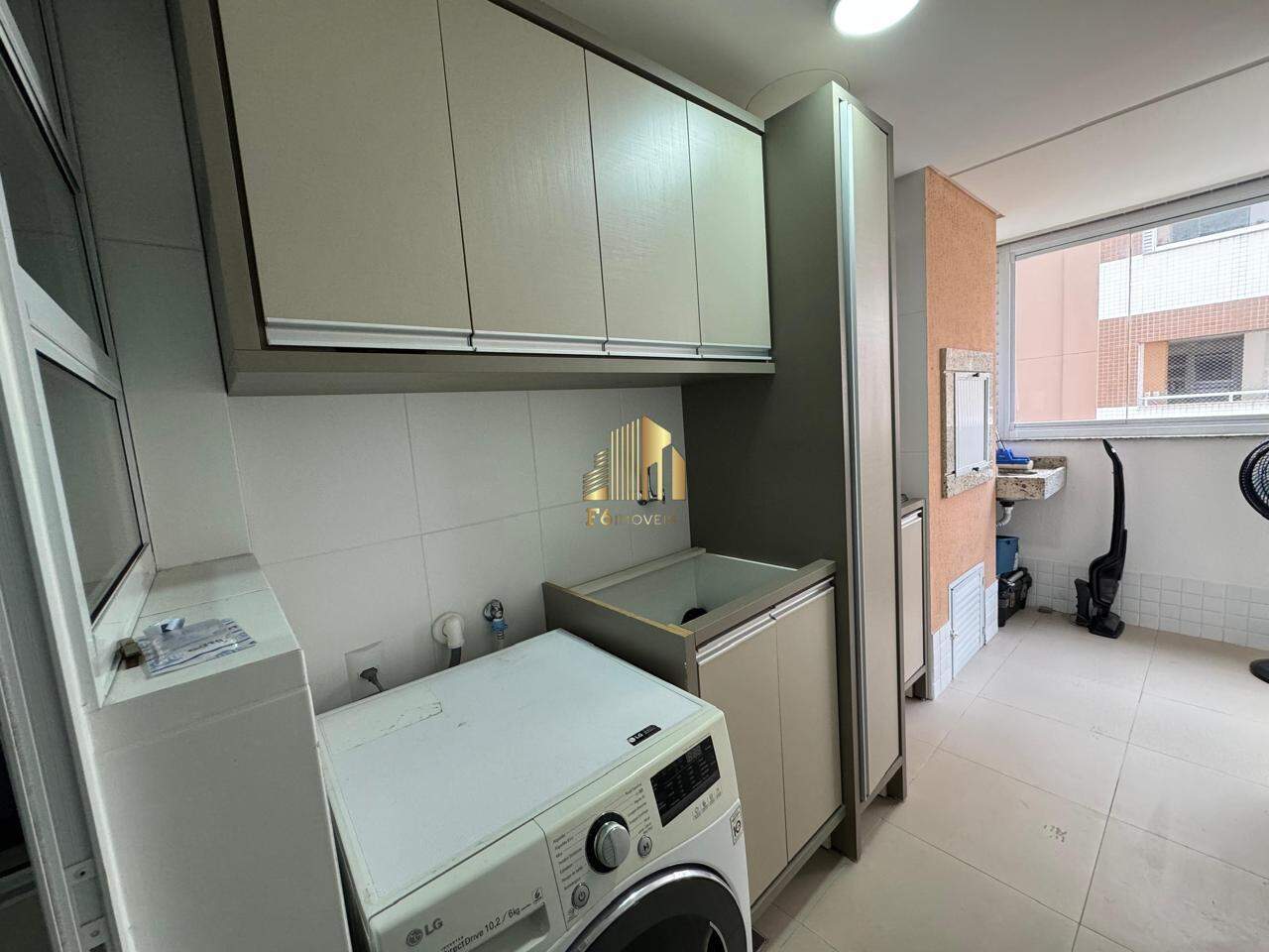 Apartamento para alugar com 2 quartos, 77m² - Foto 5